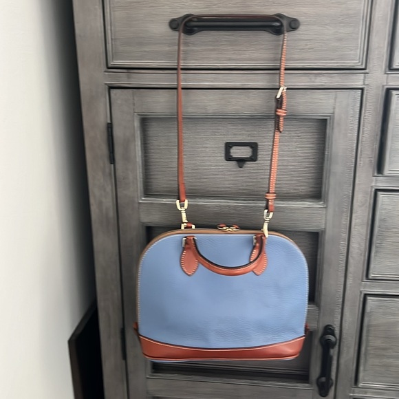 Dooney & Bourke, Pebble Grain Leather Zip Zip Satchel, never used blue - Picture 3 of 16